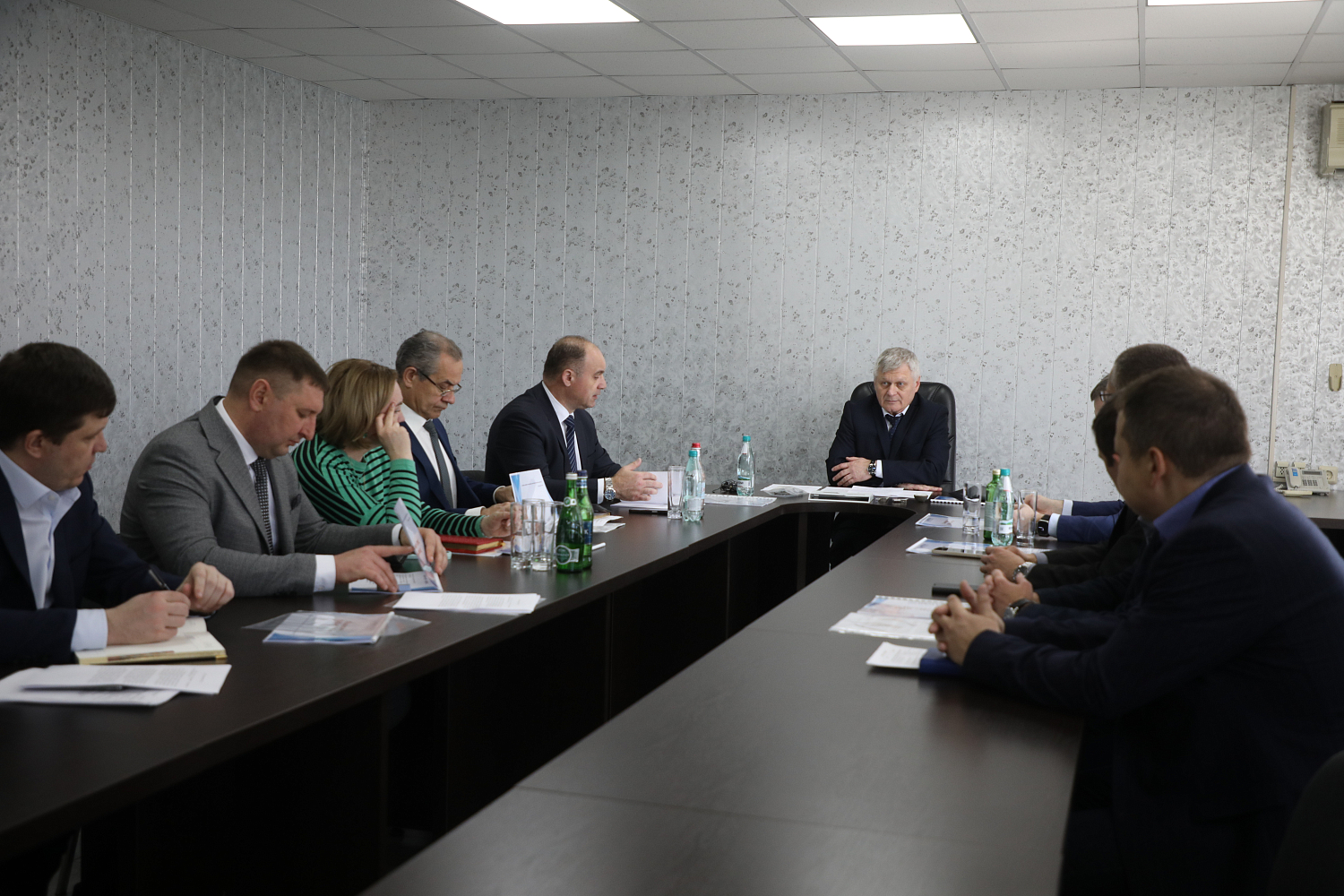 Завод «Нептун» посетили делегации краевого минпрома и Ставропольского агроуниверситета