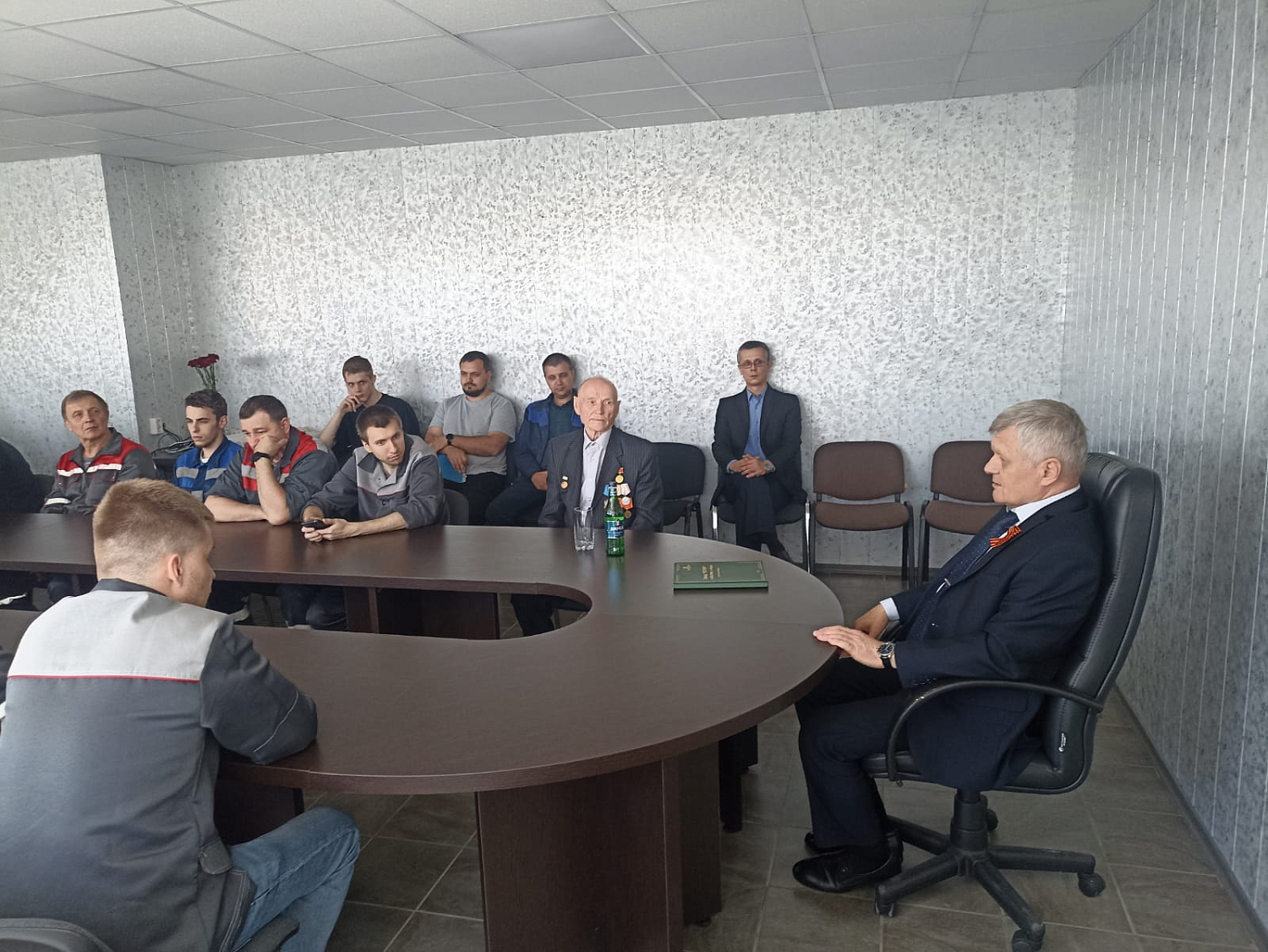 В ПАО «Нептун» состоялась встреча с заслуженным ветераном завода