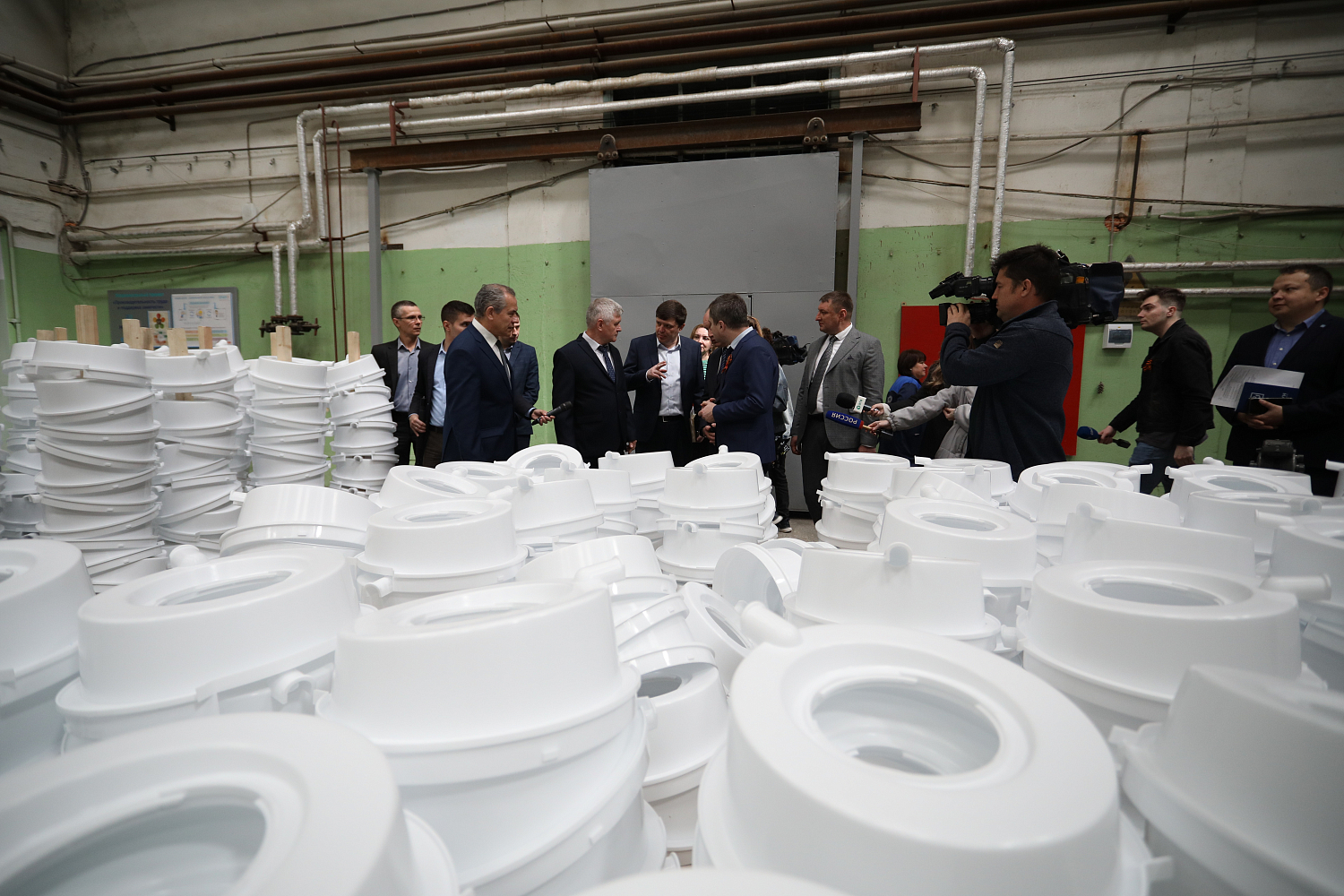 Завод «Нептун» посетили делегации краевого минпрома и Ставропольского агроуниверситета