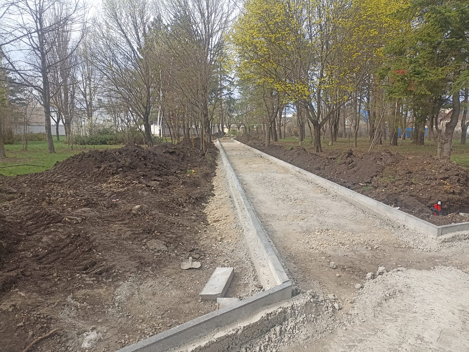 Стартовали масштабные работы по благоустройству сквера ПАО «Нептун»